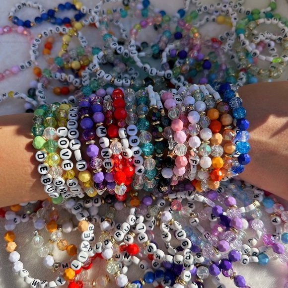 10 Pack - Taylor Swift The Eras Tour Friendship Bracelets Handmade - Picture 1 of 4